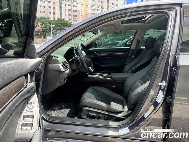 Honda Accord 2021 2.0 автомат (гидро), миниатюра 11 Honda Accord 2021 2.0 автомат (гидро), миниатюра 11