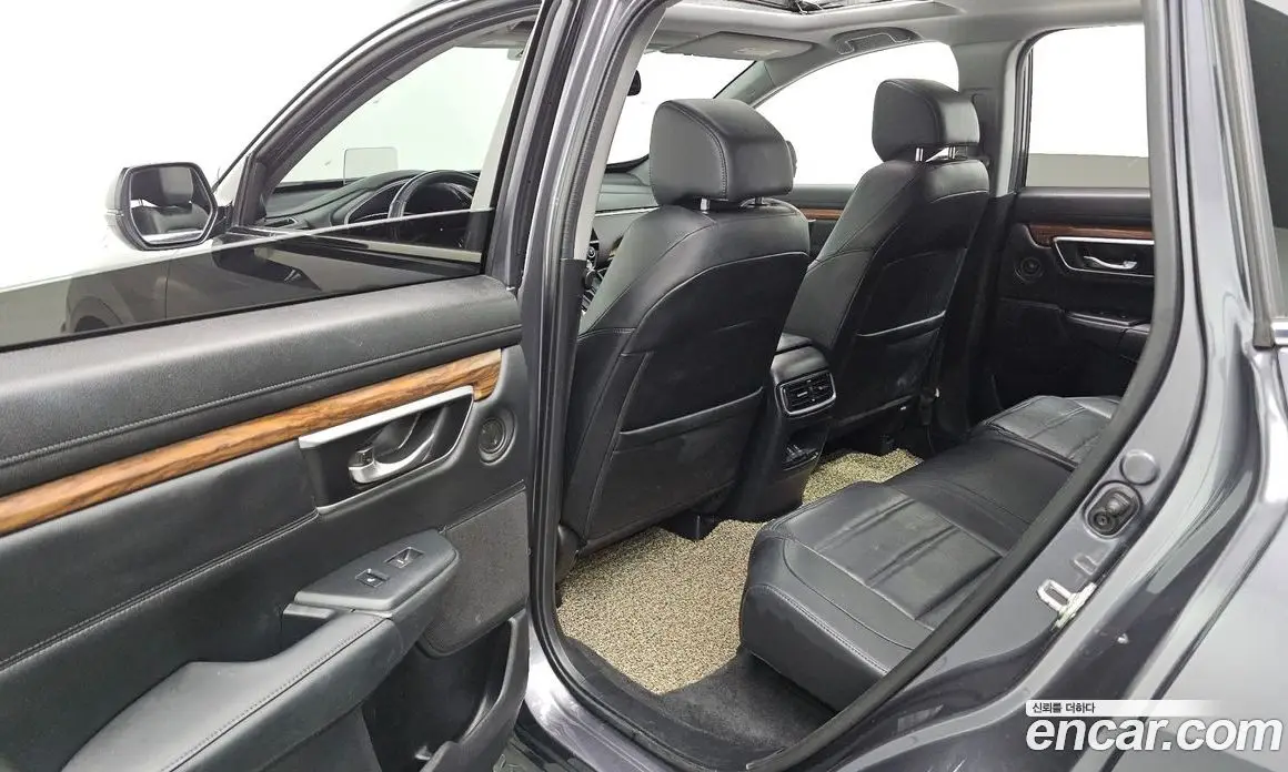 Honda CR-V 2019 1.5 автомат (гидро), фото 15 Honda CR-V 2019 1.5 автомат (гидро), фото 15