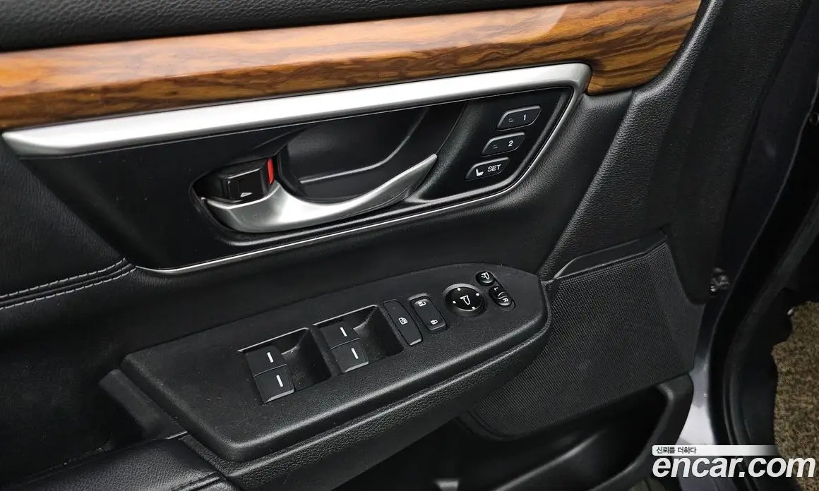 Honda CR-V 2019 1.5 автомат (гидро), фото 19 Honda CR-V 2019 1.5 автомат (гидро), фото 19
