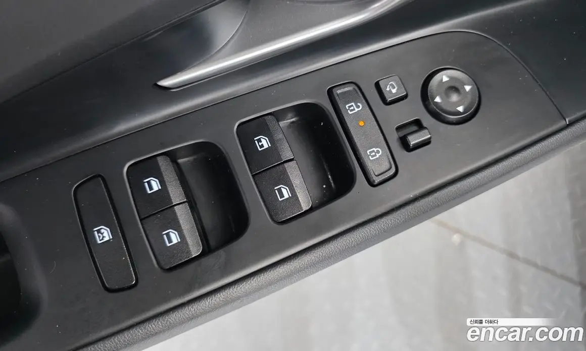 Hyundai Avante 2024 1.6 автомат (гидро), фото 18
