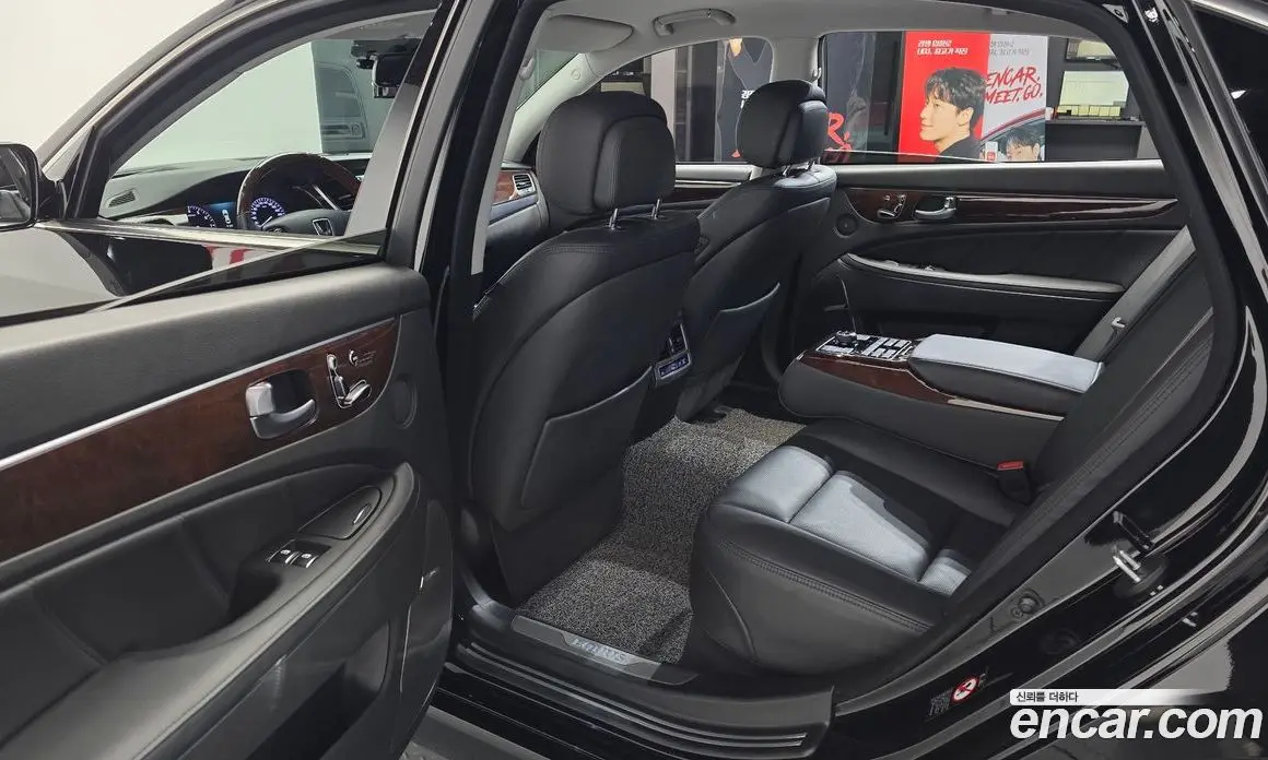Hyundai Equus 2014 3.8 автомат (гидро), фото 16 Hyundai Equus 2014 3.8 автомат (гидро), фото 16