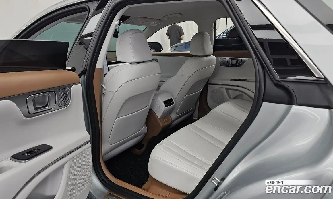 Hyundai Grandeur 2026 2.5 автомат (гидро), фото 16 Hyundai Grandeur 2026 2.5 автомат (гидро), фото 16
