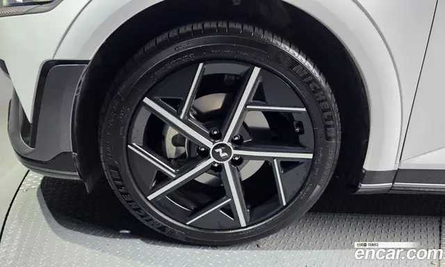 Hyundai Ioniq 5 2024 0.1 автомат (гидро), миниатюра 5 Hyundai Ioniq 5 2024 0.1 автомат (гидро), миниатюра 5