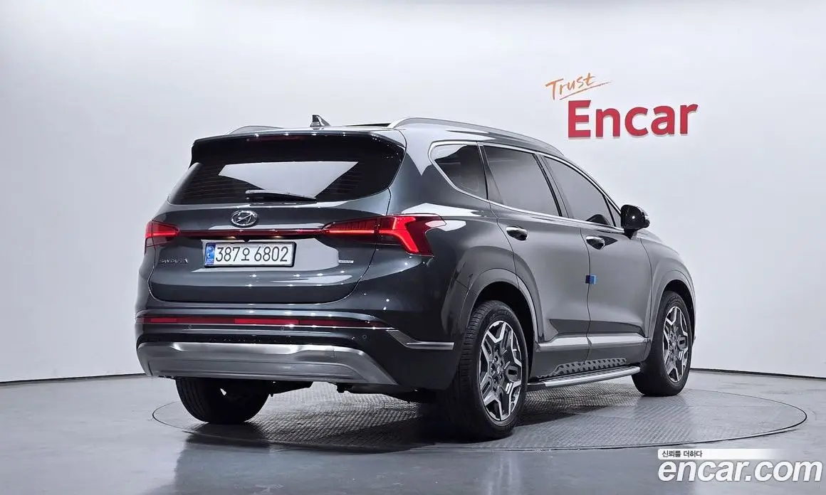 Hyundai Santa Fe 2022 1.6 автомат (гидро), фото 2 Hyundai Santa Fe 2022 1.6 автомат (гидро), фото 2