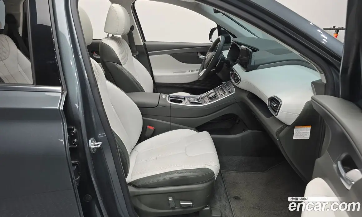 Hyundai Santa Fe 2022 1.6 автомат (гидро), фото 17 Hyundai Santa Fe 2022 1.6 автомат (гидро), фото 17