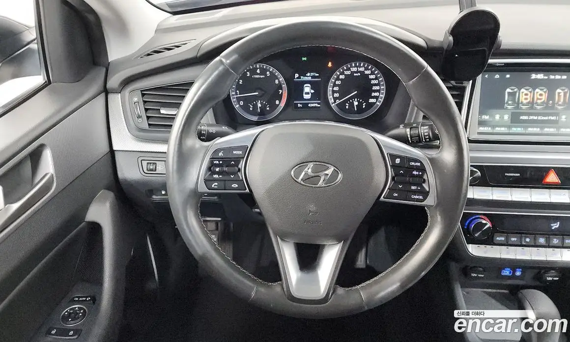 Hyundai Sonata 2017 2.0 автомат (гидро), фото 13 Hyundai Sonata 2017 2.0 автомат (гидро), фото 13