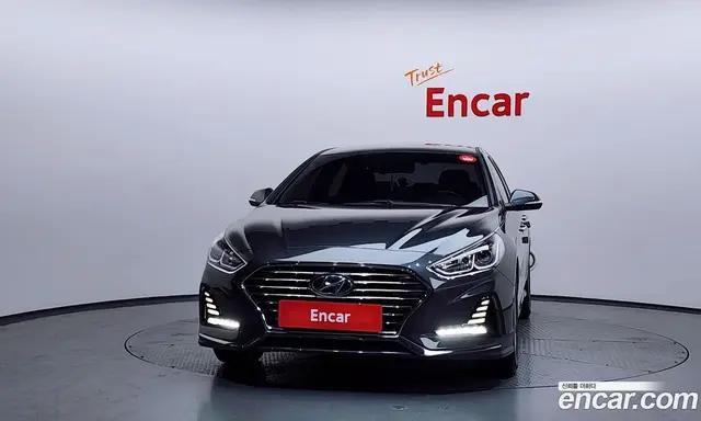 Hyundai Sonata 2017 2.0 автомат (гидро), миниатюра 3 Hyundai Sonata 2017 2.0 автомат (гидро), миниатюра 3