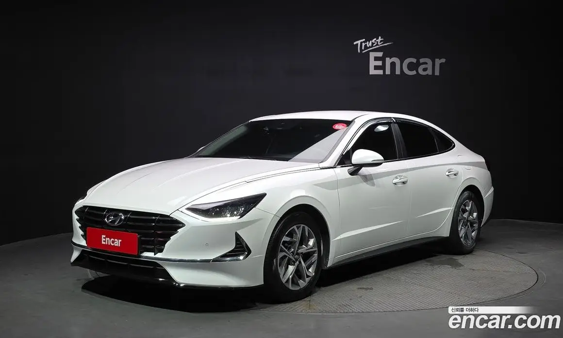 Hyundai Sonata 2019 2.0 автомат (гидро), фото 1 Hyundai Sonata 2019 2.0 автомат (гидро), фото 1