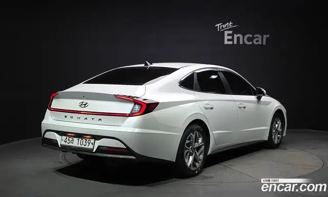 Hyundai Sonata 2019 2.0 автомат (гидро), миниатюра 2 Hyundai Sonata 2019 2.0 автомат (гидро), миниатюра 2