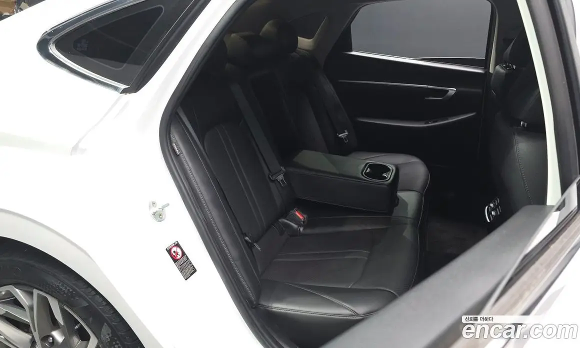 Hyundai Sonata 2019 2.0 автомат (гидро), фото 12 Hyundai Sonata 2019 2.0 автомат (гидро), фото 12