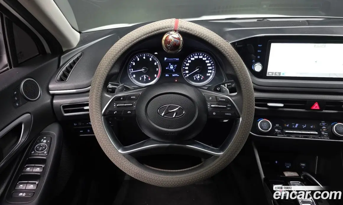 Hyundai Sonata 2019 2.0 автомат (гидро), фото 14 Hyundai Sonata 2019 2.0 автомат (гидро), фото 14