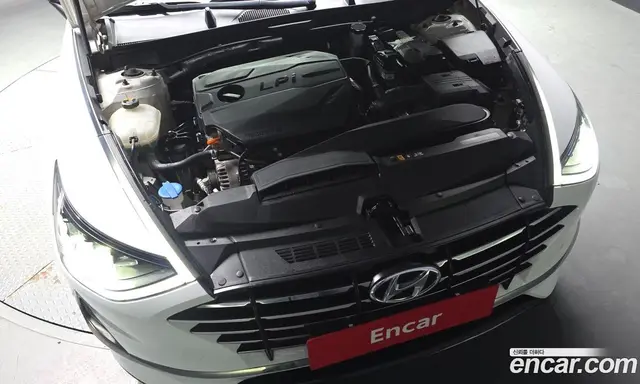 Hyundai Sonata 2019 2.0 автомат (гидро), миниатюра 6 Hyundai Sonata 2019 2.0 автомат (гидро), миниатюра 6