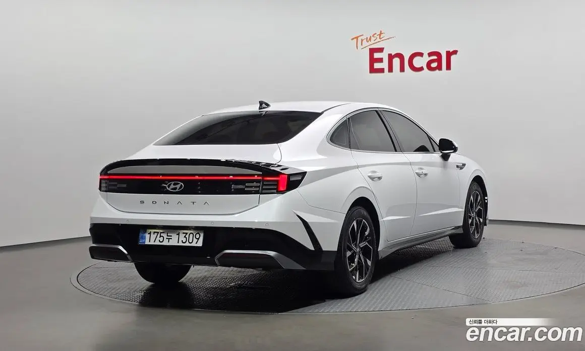Hyundai Sonata 2025 2.0 автомат (гидро), фото 2 Hyundai Sonata 2025 2.0 автомат (гидро), фото 2