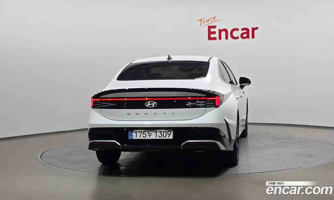Hyundai Sonata 2025 2.0 автомат (гидро), фото 4 Hyundai Sonata 2025 2.0 автомат (гидро), фото 4