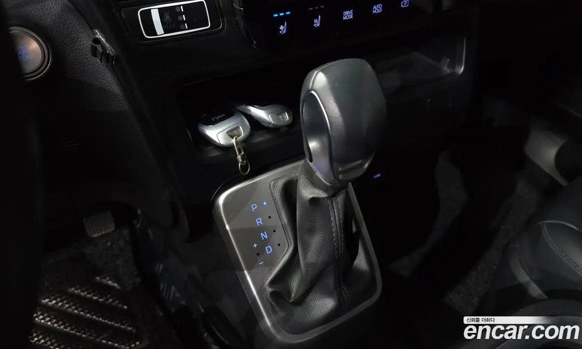 Hyundai Staria 2023 2.2 автомат (гидро), фото 12 Hyundai Staria 2023 2.2 автомат (гидро), фото 12