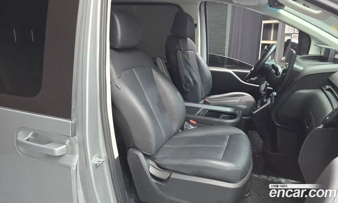 Hyundai Staria 2023 2.2 автомат (гидро), фото 17 Hyundai Staria 2023 2.2 автомат (гидро), фото 17