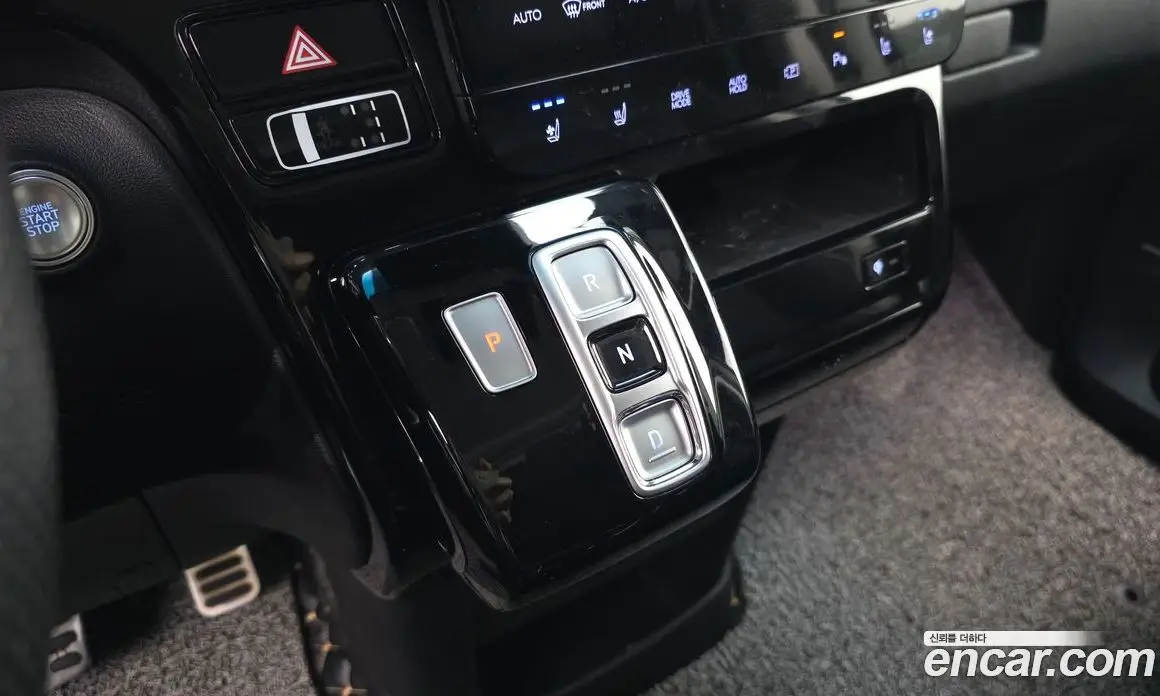 Hyundai Staria 2024 1.6 автомат (гидро), фото 12 Hyundai Staria 2024 1.6 автомат (гидро), фото 12