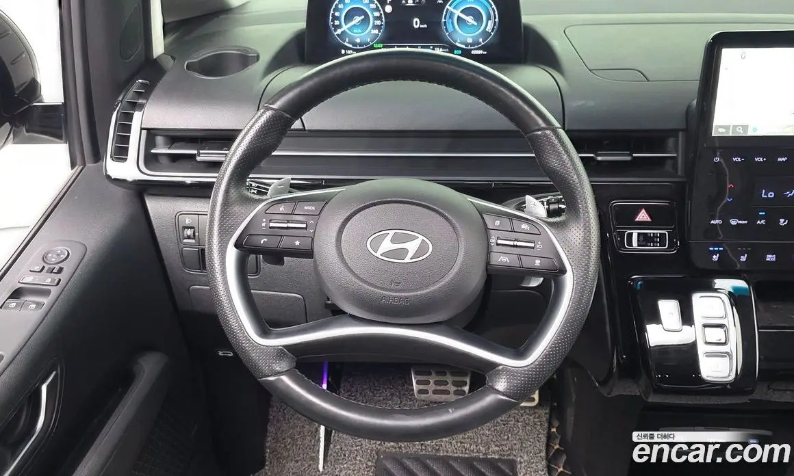 Hyundai Staria 2024 1.6 автомат (гидро), фото 20 Hyundai Staria 2024 1.6 автомат (гидро), фото 20