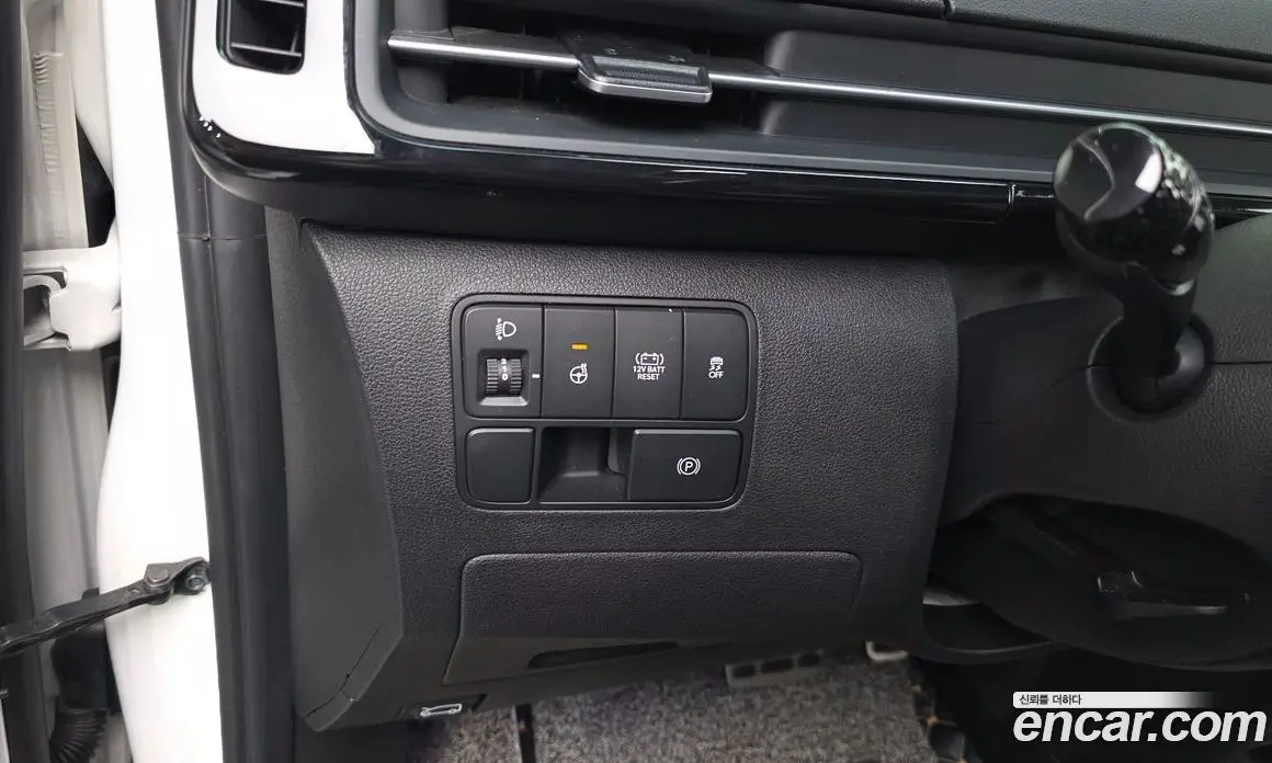 Hyundai Staria 2024 1.6 автомат (гидро), фото 30 Hyundai Staria 2024 1.6 автомат (гидро), фото 30