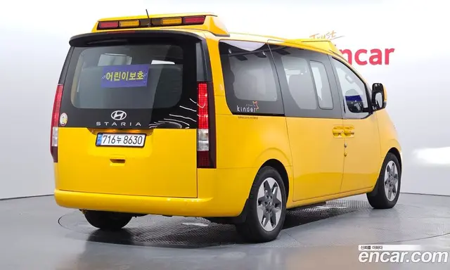 Hyundai Staria 2025 3.5 автомат (гидро), миниатюра 2 Hyundai Staria 2025 3.5 автомат (гидро), миниатюра 2