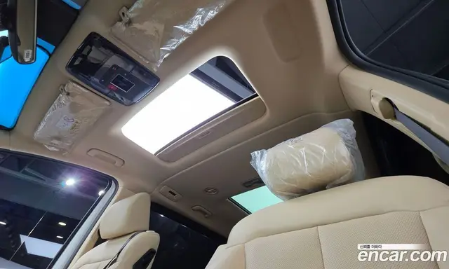 Hyundai Staria 2025 3.5 автомат (гидро), миниатюра 11