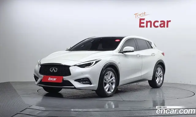 Infiniti Q30 2019 2.0 автомат (гидро), миниатюра 1 Infiniti Q30 2019 2.0 автомат (гидро), миниатюра 1