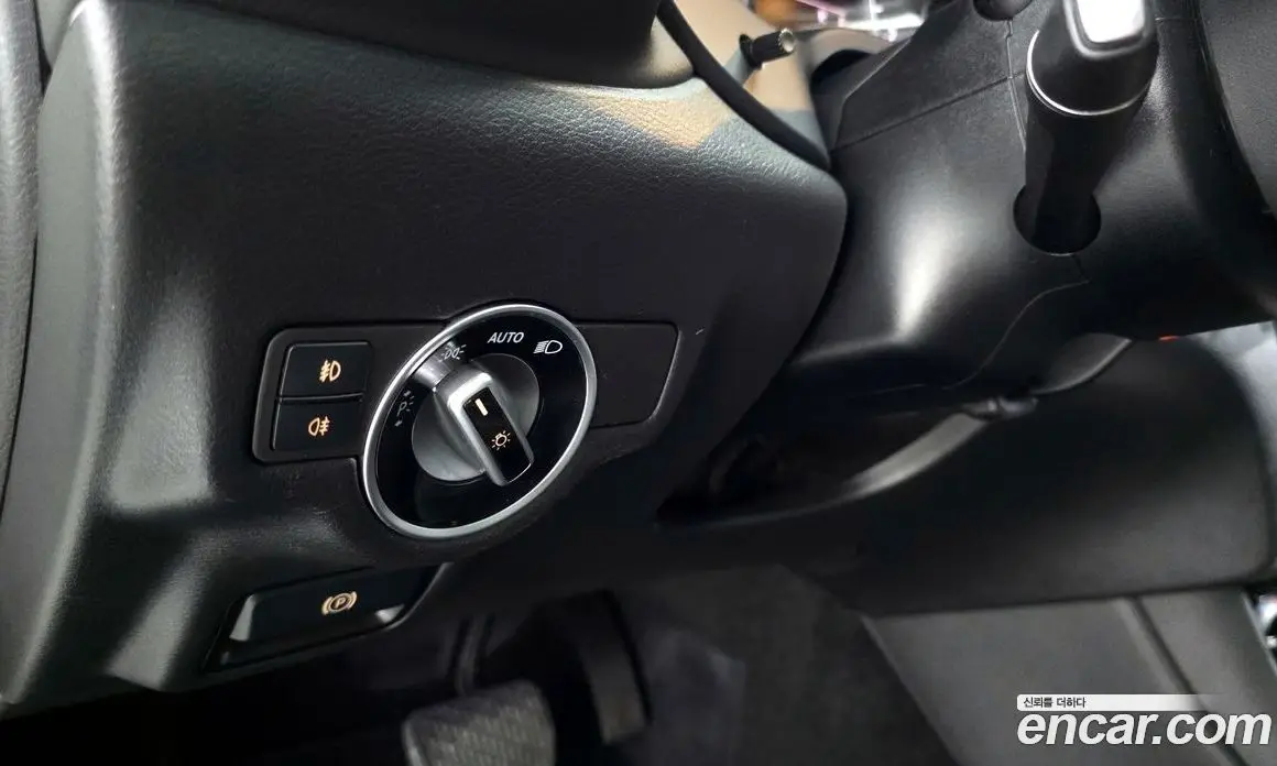 Infiniti Q30 2019 2.0 автомат (гидро), фото 19 Infiniti Q30 2019 2.0 автомат (гидро), фото 19