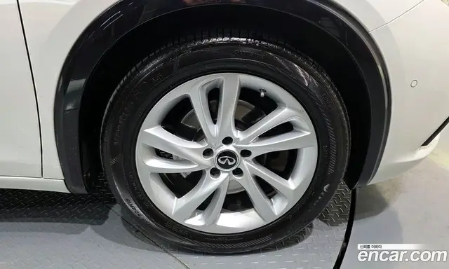 Infiniti Q30 2019 2.0 автомат (гидро), миниатюра 5 Infiniti Q30 2019 2.0 автомат (гидро), миниатюра 5