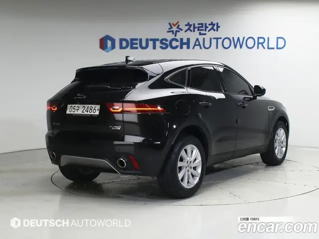 Jaguar E-Pace 2018 2.0 автомат (гидро), миниатюра 2