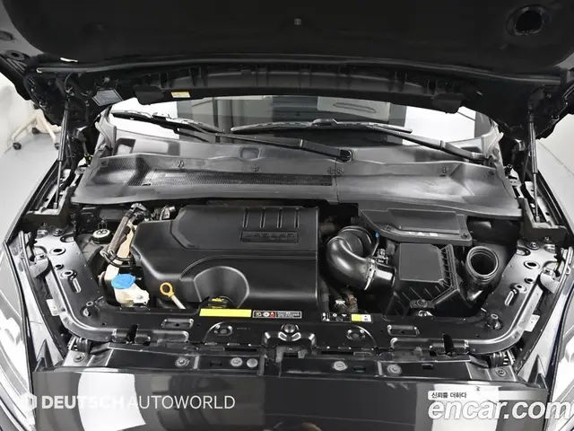 Jaguar E-Pace 2018 2.0 автомат (гидро), миниатюра 6