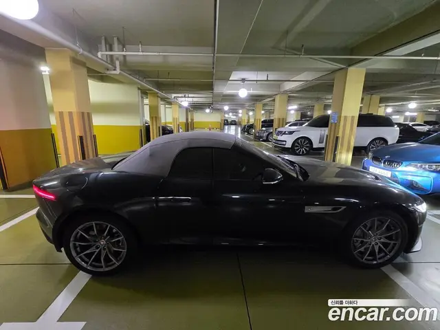 Jaguar F-Type 2023 2.0 автомат (гидро), миниатюра 2 Jaguar F-Type 2023 2.0 автомат (гидро), миниатюра 2
