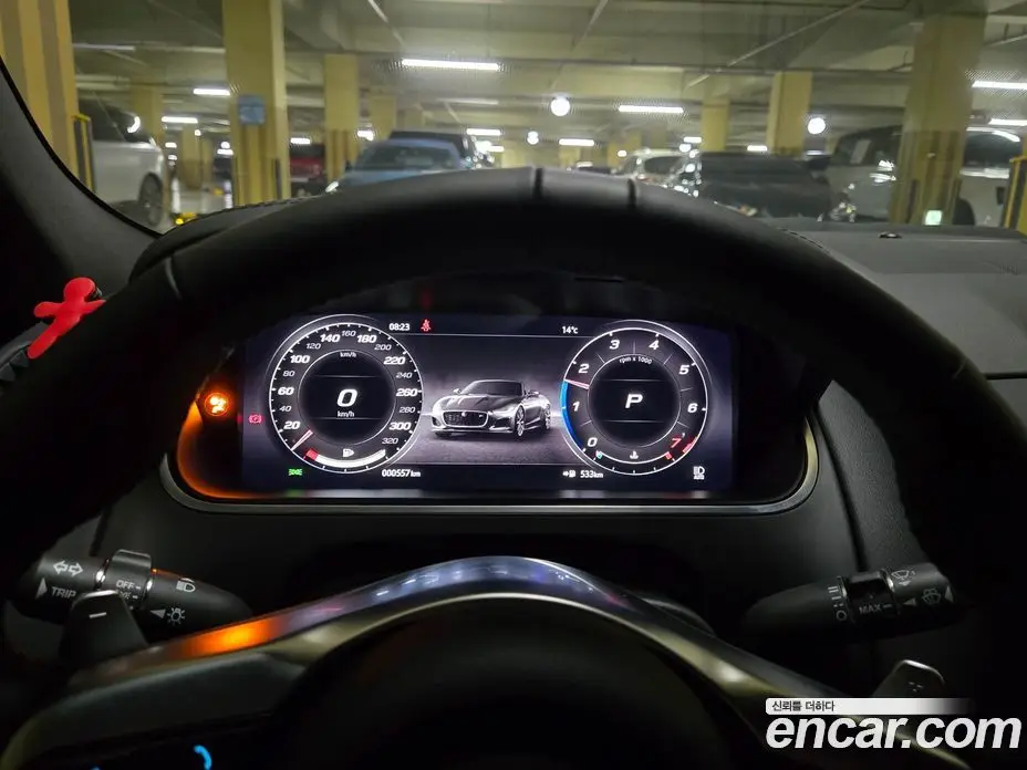Jaguar F-Type 2023 2.0 автомат (гидро), фото 8 Jaguar F-Type 2023 2.0 автомат (гидро), фото 8