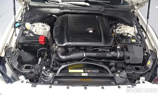 Jaguar XE 2017 2.0 автомат (гидро), миниатюра 6 Jaguar XE 2017 2.0 автомат (гидро), миниатюра 6
