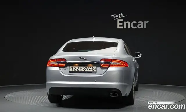 Jaguar XF 2014 2.2 автомат (гидро), миниатюра 4 Jaguar XF 2014 2.2 автомат (гидро), миниатюра 4