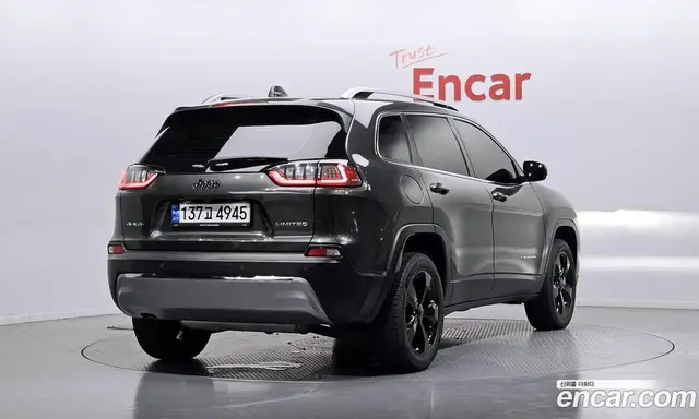Jeep Cherokee 2021 2.4 автомат (гидро), миниатюра 2 Jeep Cherokee 2021 2.4 автомат (гидро), миниатюра 2