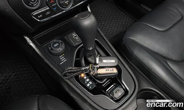 Jeep Cherokee 2021 2.4 автомат (гидро), миниатюра 12