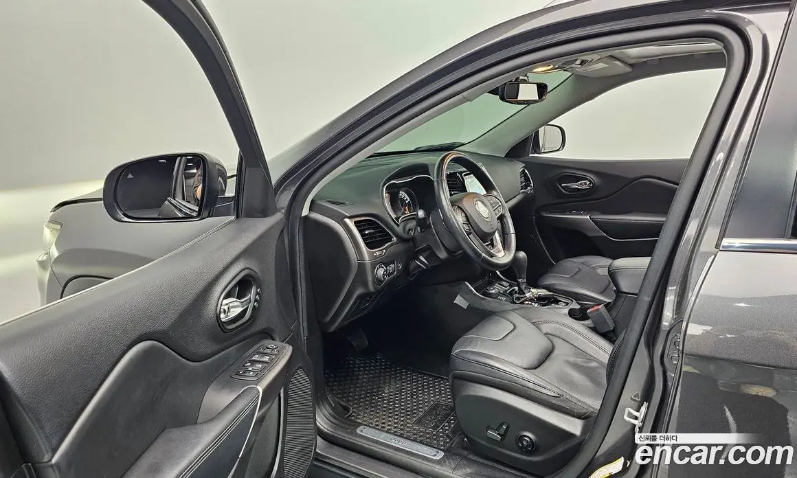 Jeep Cherokee 2021 2.4 автомат (гидро), фото 13 Jeep Cherokee 2021 2.4 автомат (гидро), фото 13