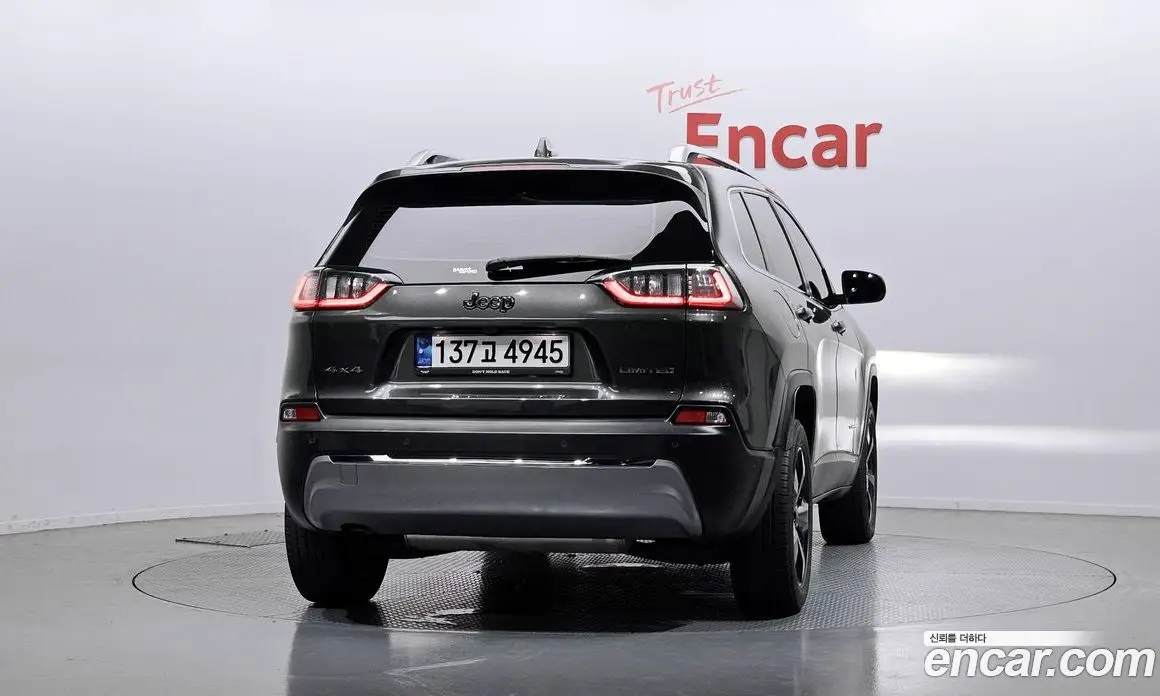 Jeep Cherokee 2021 2.4 автомат (гидро), фото 4 Jeep Cherokee 2021 2.4 автомат (гидро), фото 4