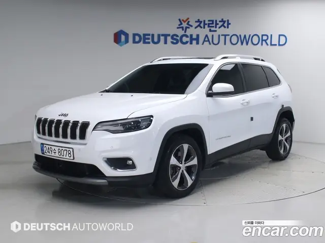 Jeep Cherokee 2021 2.4 автомат (гидро), миниатюра 1 Jeep Cherokee 2021 2.4 автомат (гидро), миниатюра 1