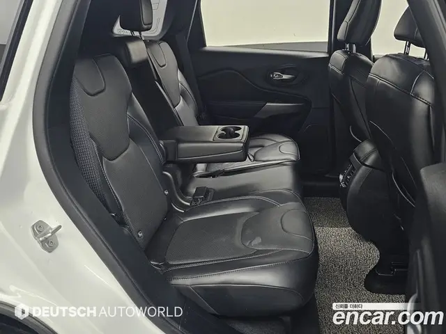 Jeep Cherokee 2021 2.4 автомат (гидро), миниатюра 12