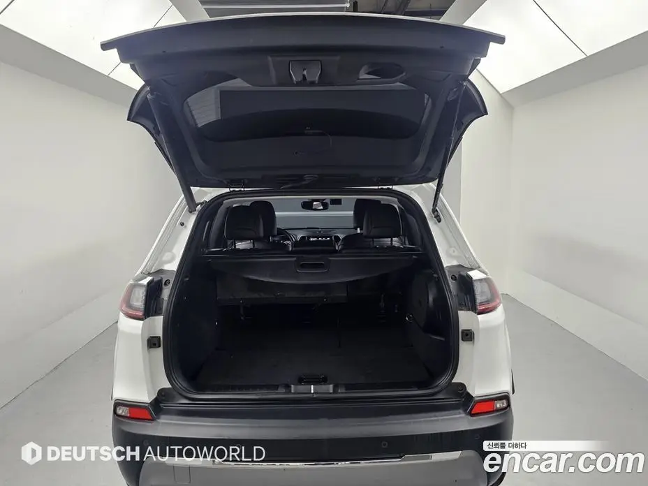 Jeep Cherokee 2021 2.4 автомат (гидро), фото 20 Jeep Cherokee 2021 2.4 автомат (гидро), фото 20