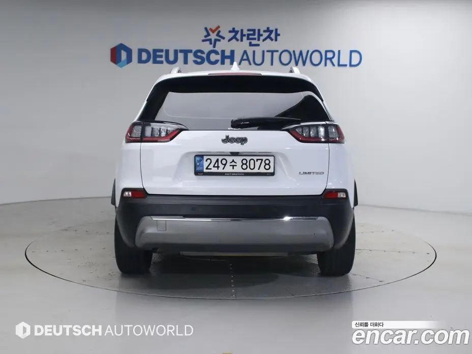 Jeep Cherokee 2021 2.4 автомат (гидро), фото 4 Jeep Cherokee 2021 2.4 автомат (гидро), фото 4