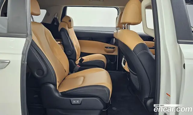 Kia Carnival 2021 2.2 автомат (гидро), миниатюра 12