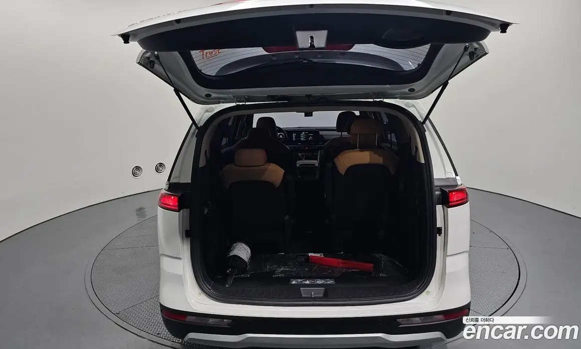 Kia Carnival 2021 2.2 автомат (гидро), фото 20