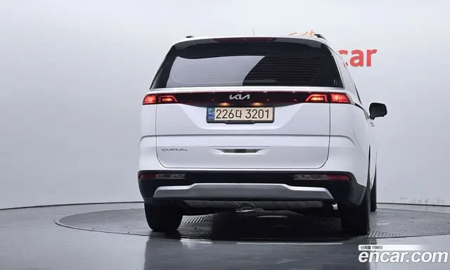 Kia Carnival 2021 2.2 автомат (гидро), миниатюра 4