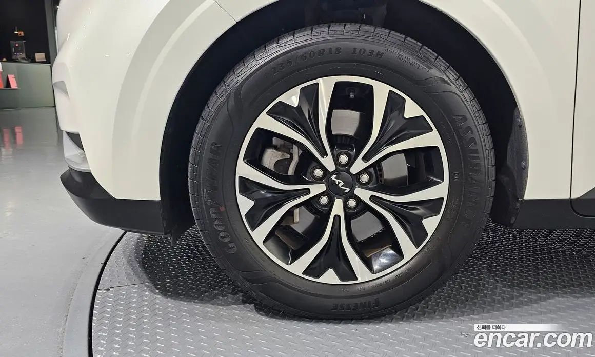 Kia Carnival 2021 2.2 автомат (гидро), фото 5