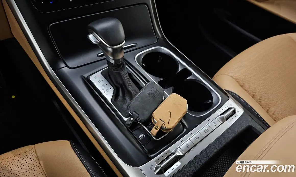 Kia Carnival 2021 2.2 автомат (гидро), фото 9