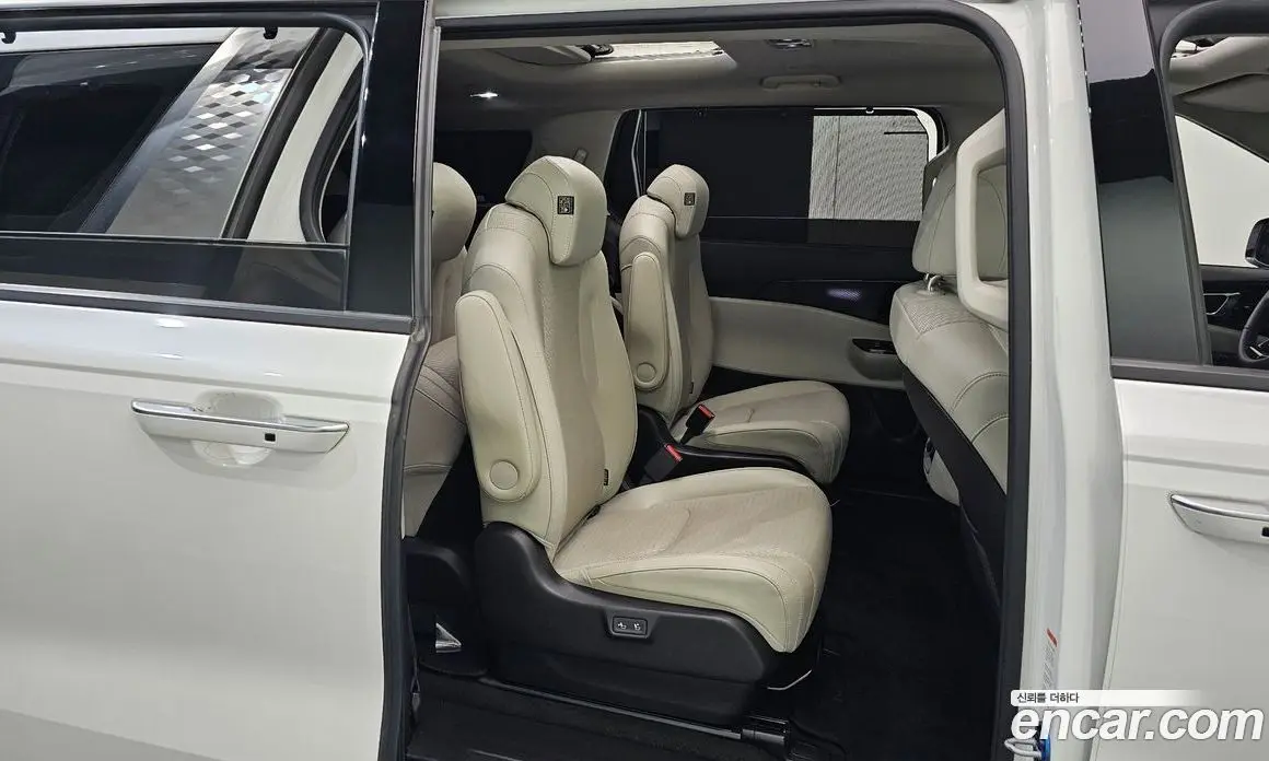 Kia Carnival 2022 3.5 автомат (гидро), фото 17