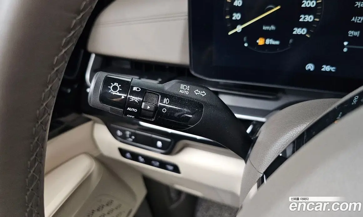 Kia Carnival 2024 2.2 автомат (гидро), фото 20 Kia Carnival 2024 2.2 автомат (гидро), фото 20