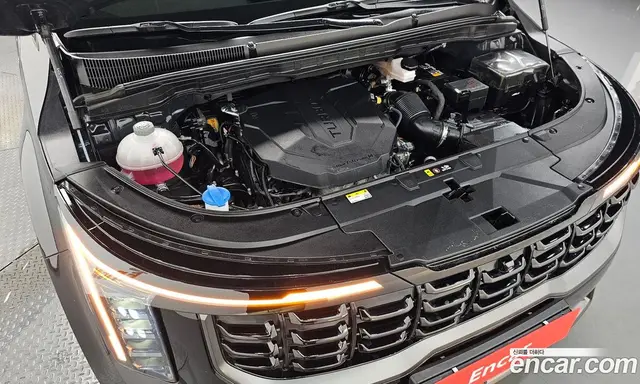 Kia Carnival 2024 2.2 автомат (гидро), миниатюра 5 Kia Carnival 2024 2.2 автомат (гидро), миниатюра 5